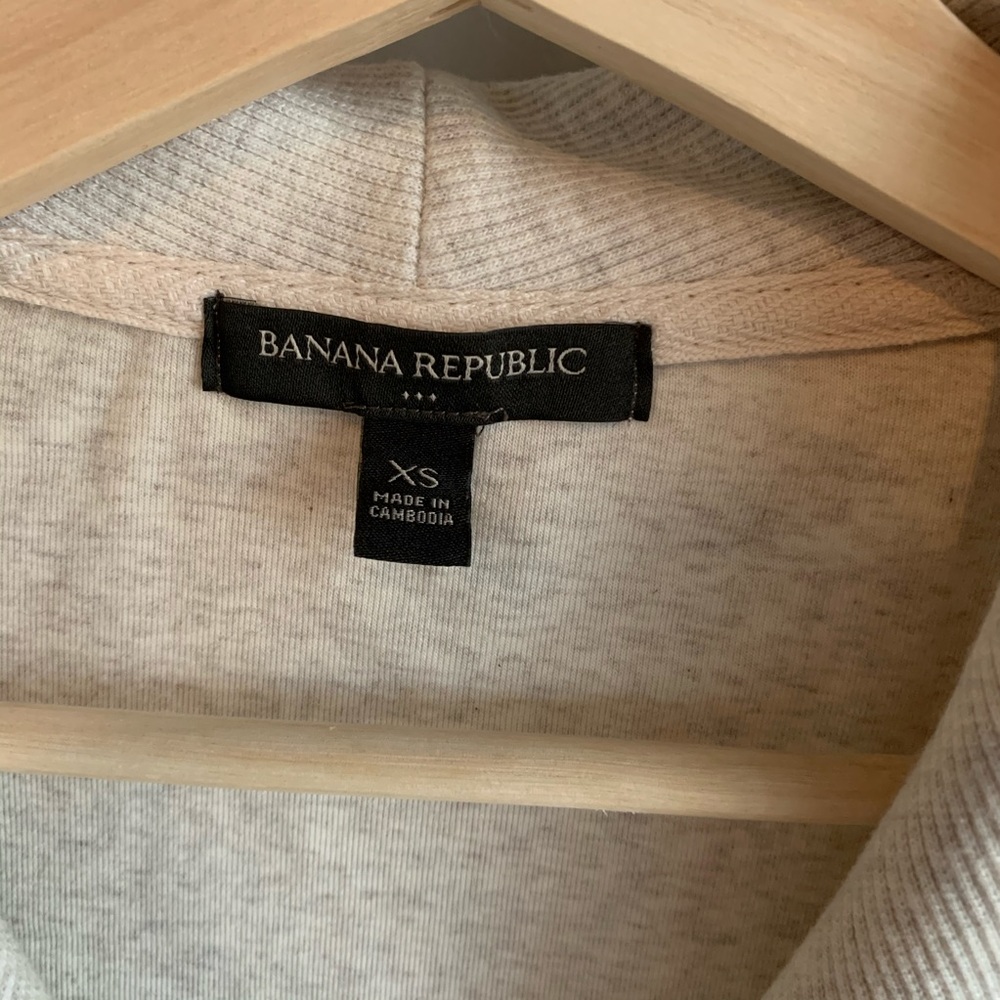 Collared Pullover Sweatshirt - Picture 4 of 5